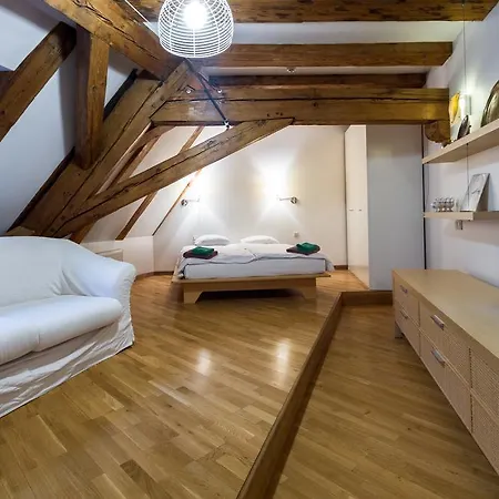 Comfy Gallery *