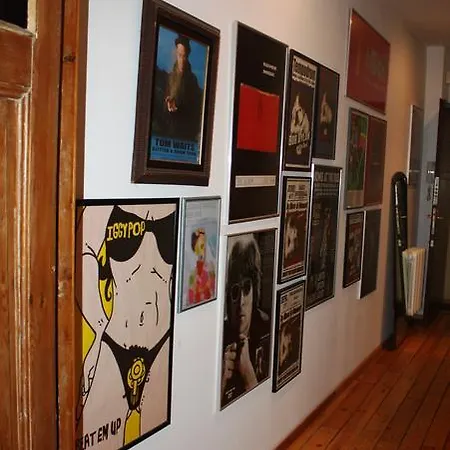 Comfy Gallery Riga