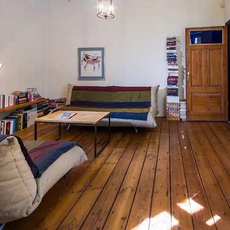 Comfy Gallery