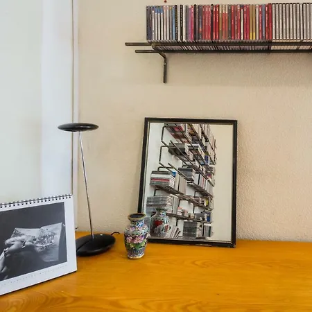 Comfy Gallery