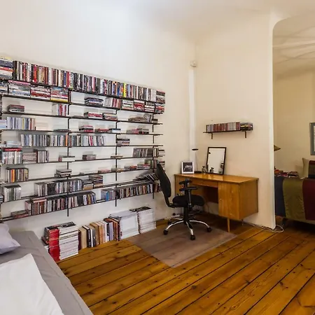 Comfy Gallery Apartment Riga
