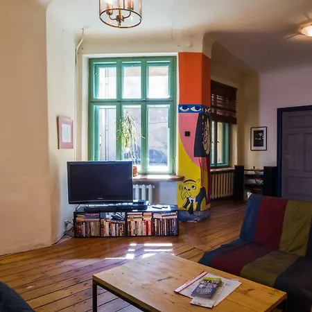 Comfy Gallery Apartment *